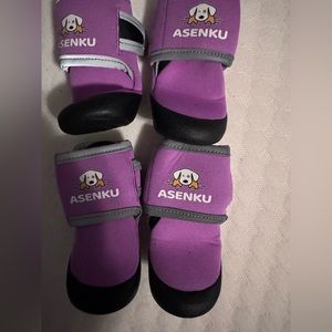 “New without Tags”Dog Booties Medium